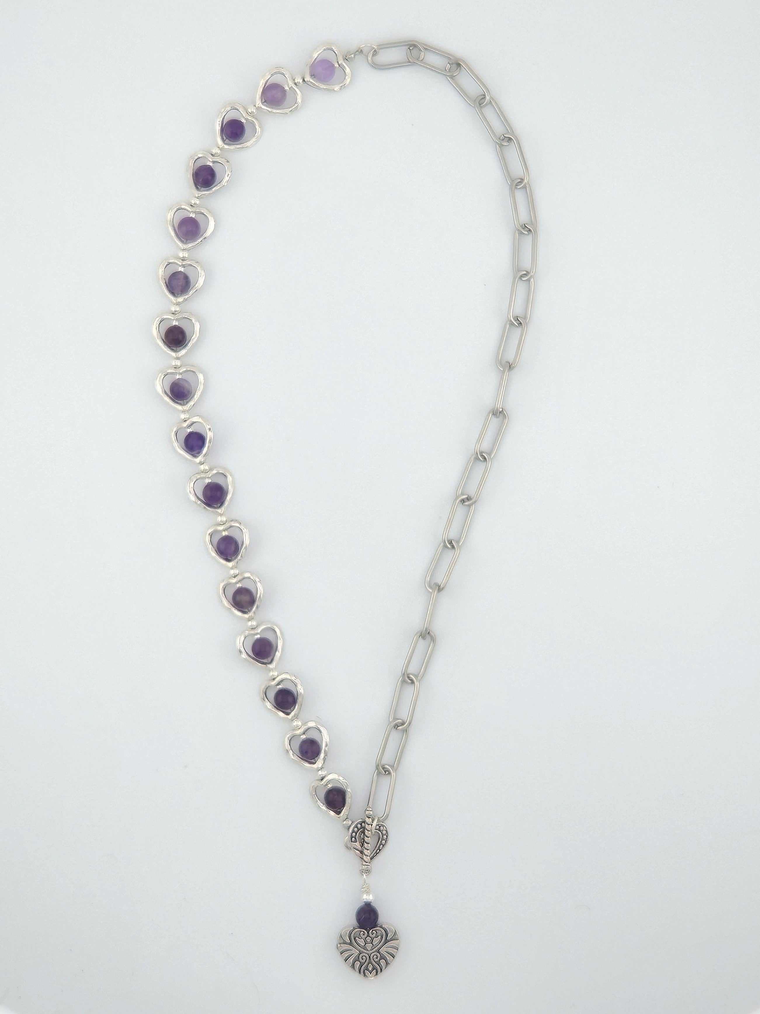 Sweeping Heart Pendant Necklace 20"