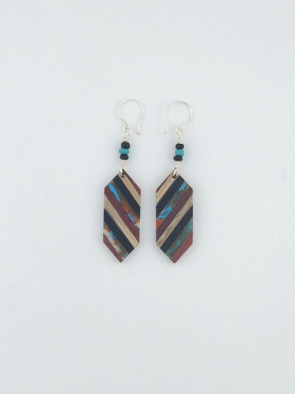 The Horizon Line Dangles