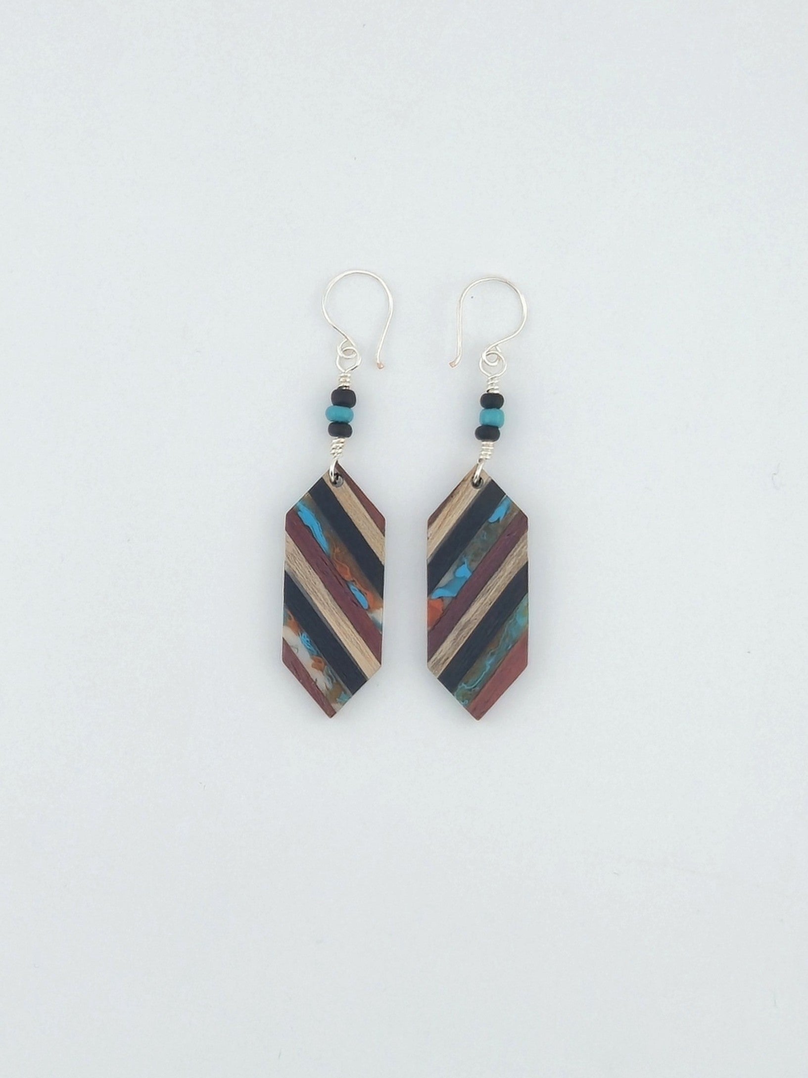 The Horizon Line Dangles