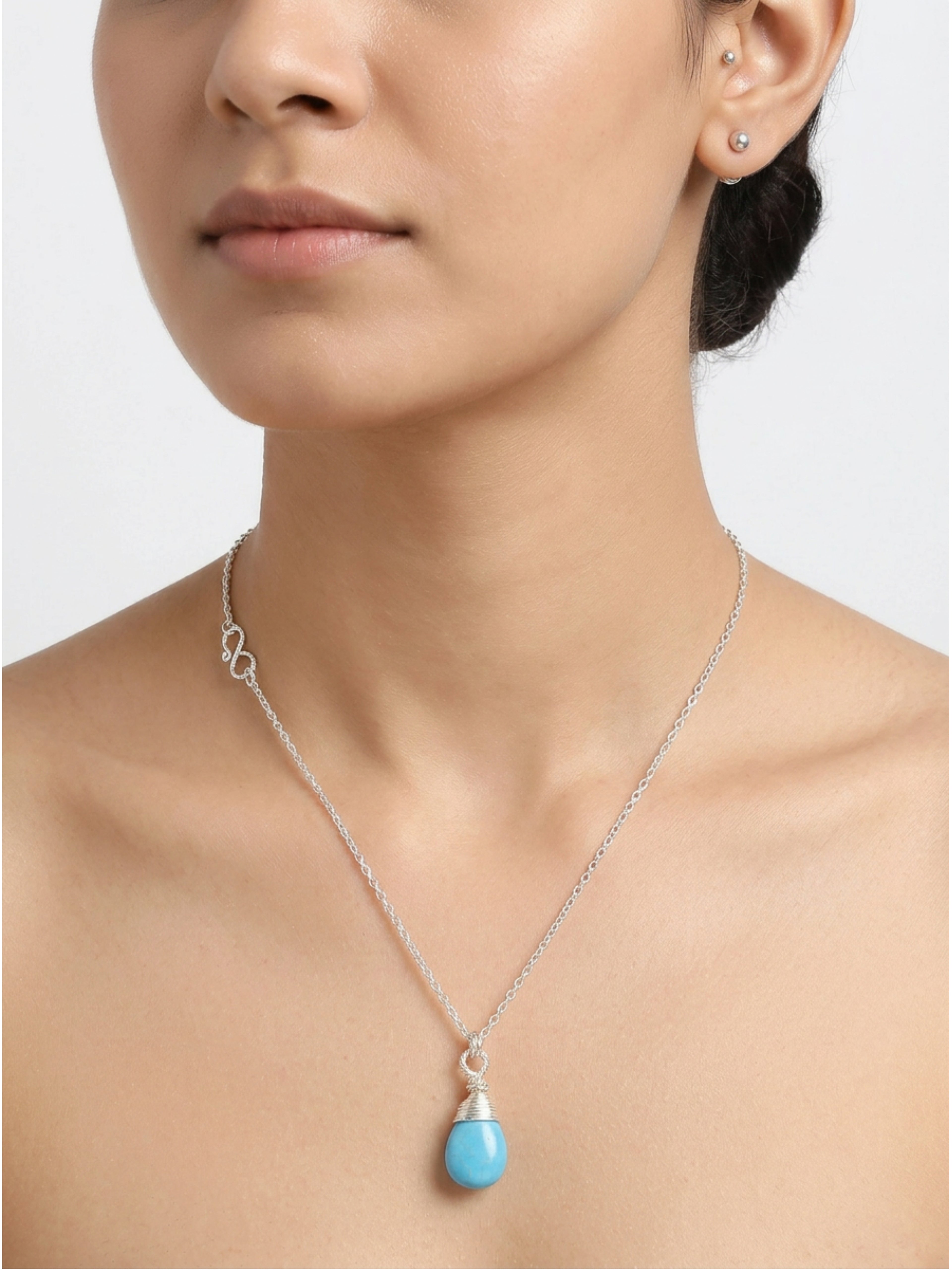 Wire Forged Turquoise Necklace