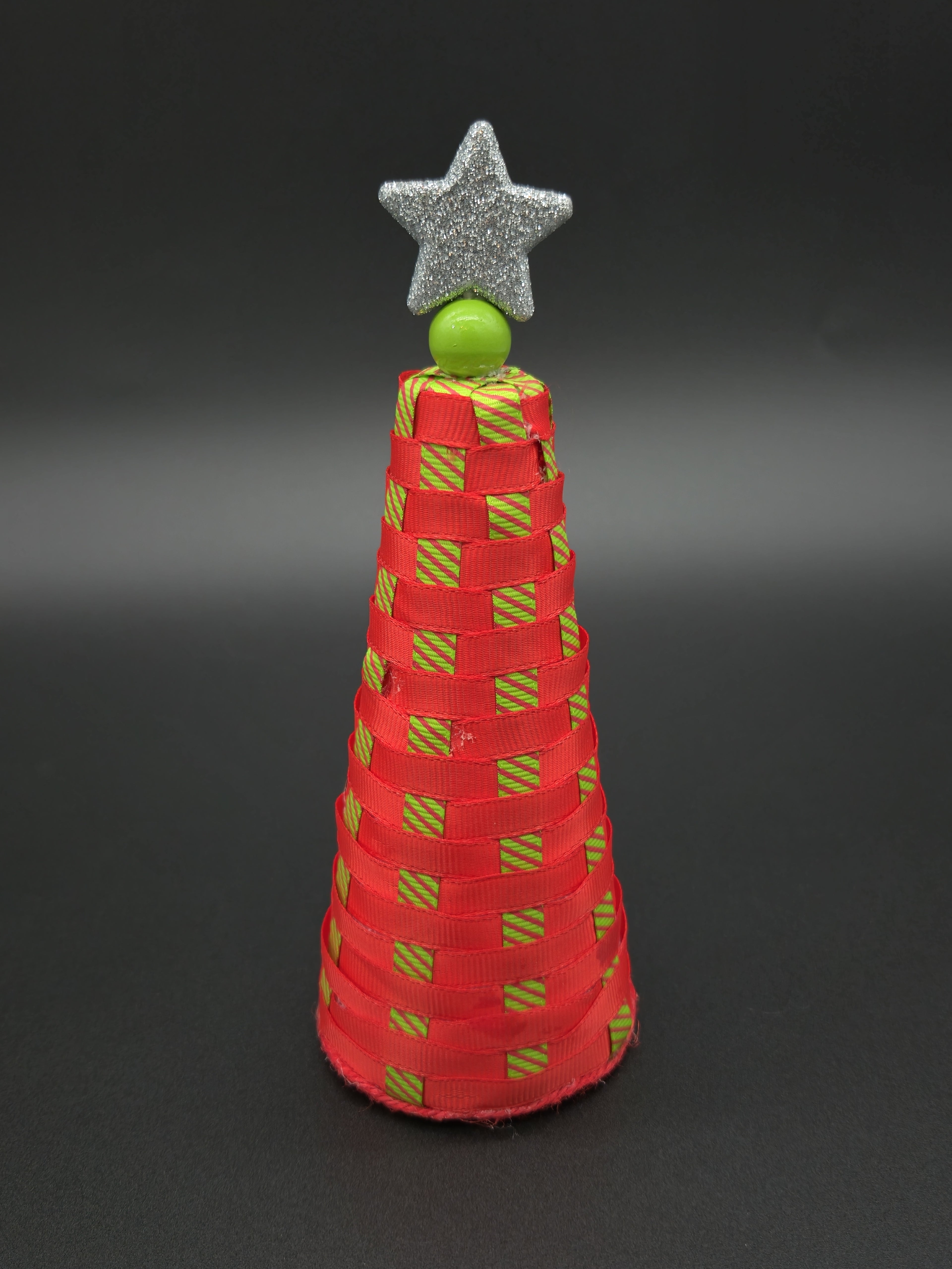 Red & Green Ribbon Tree